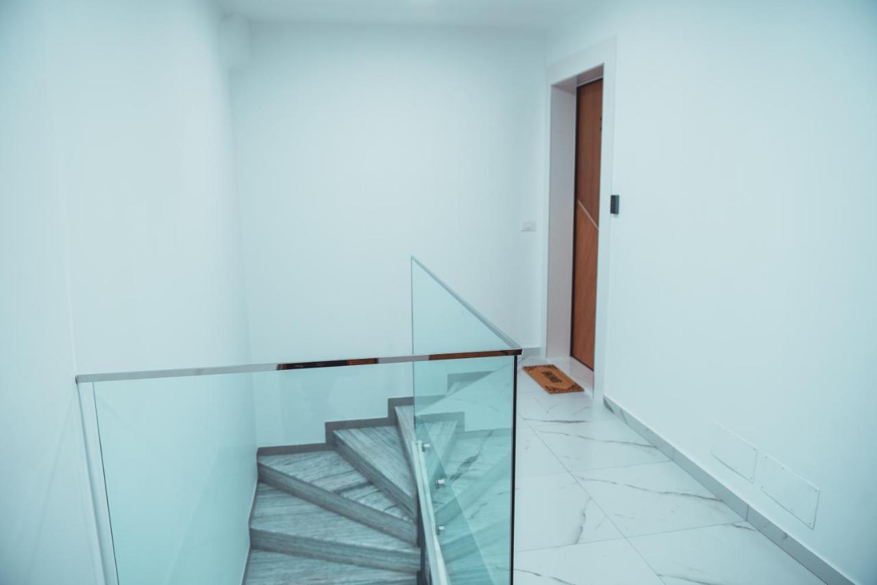 Tam Skanderbeg Square Serviced City Center Apartment No1 ティラナ エクステリア 写真