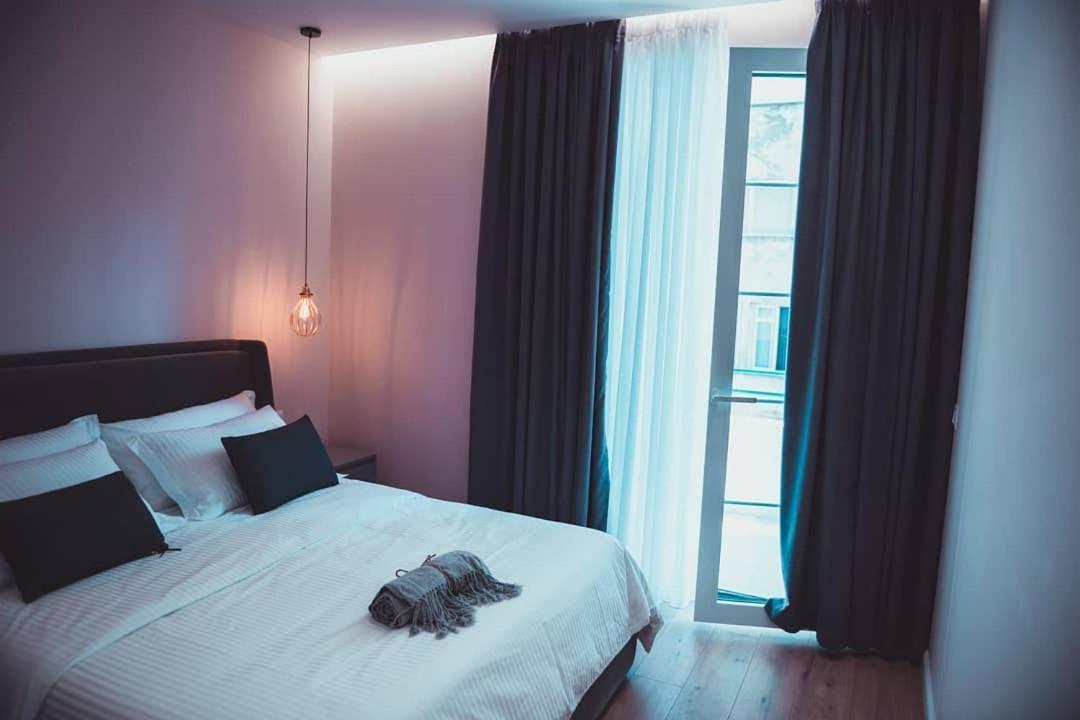 Tam Skanderbeg Square Serviced City Center Apartment No1 ティラナ エクステリア 写真